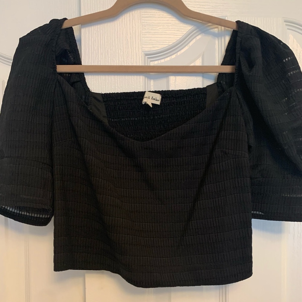 Black Aaron and Amber Cropped Puff Sleeve Top